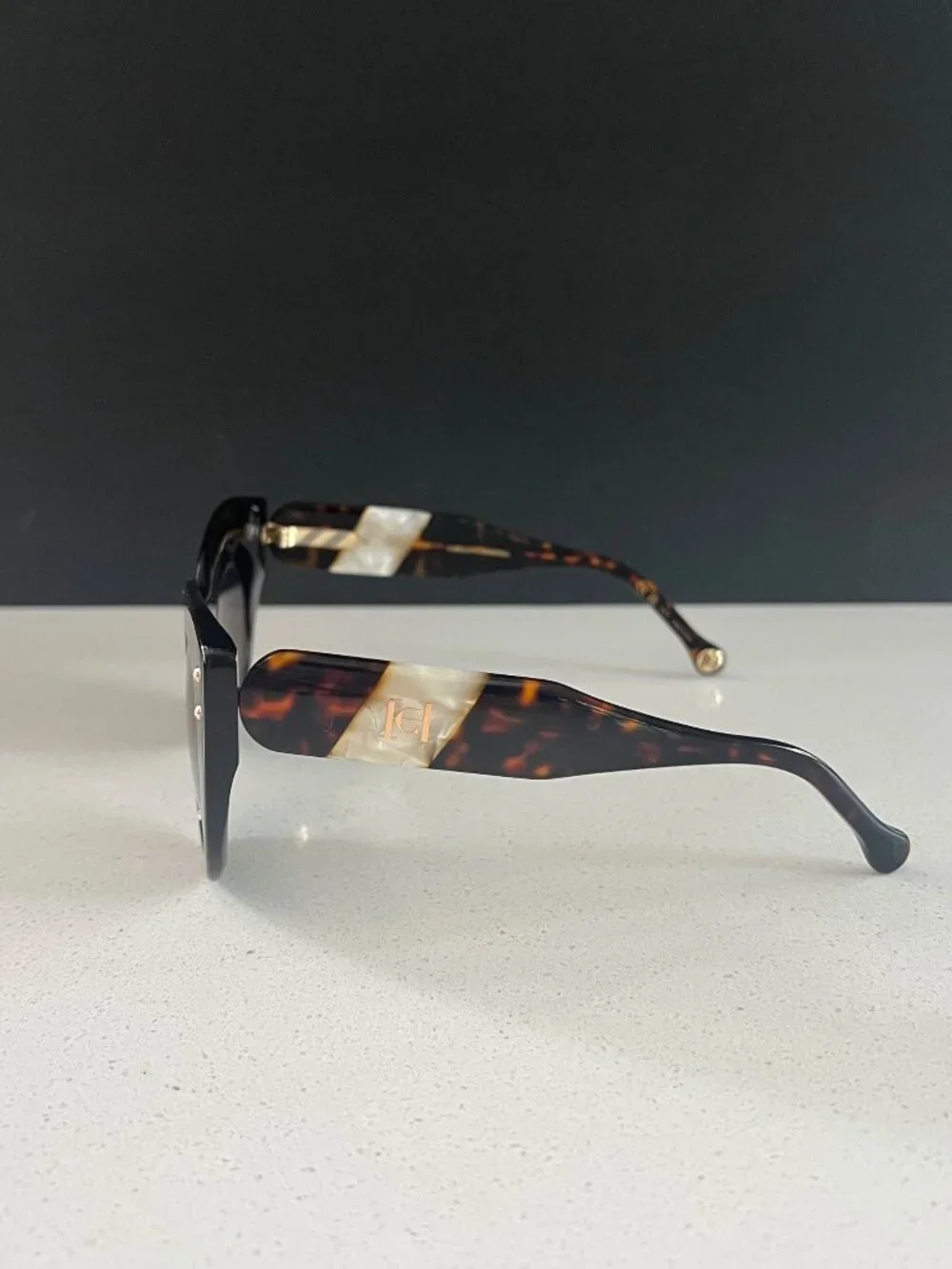 CAROLINA HERRERA Butterfly Full Rim Sunglasses - Brown